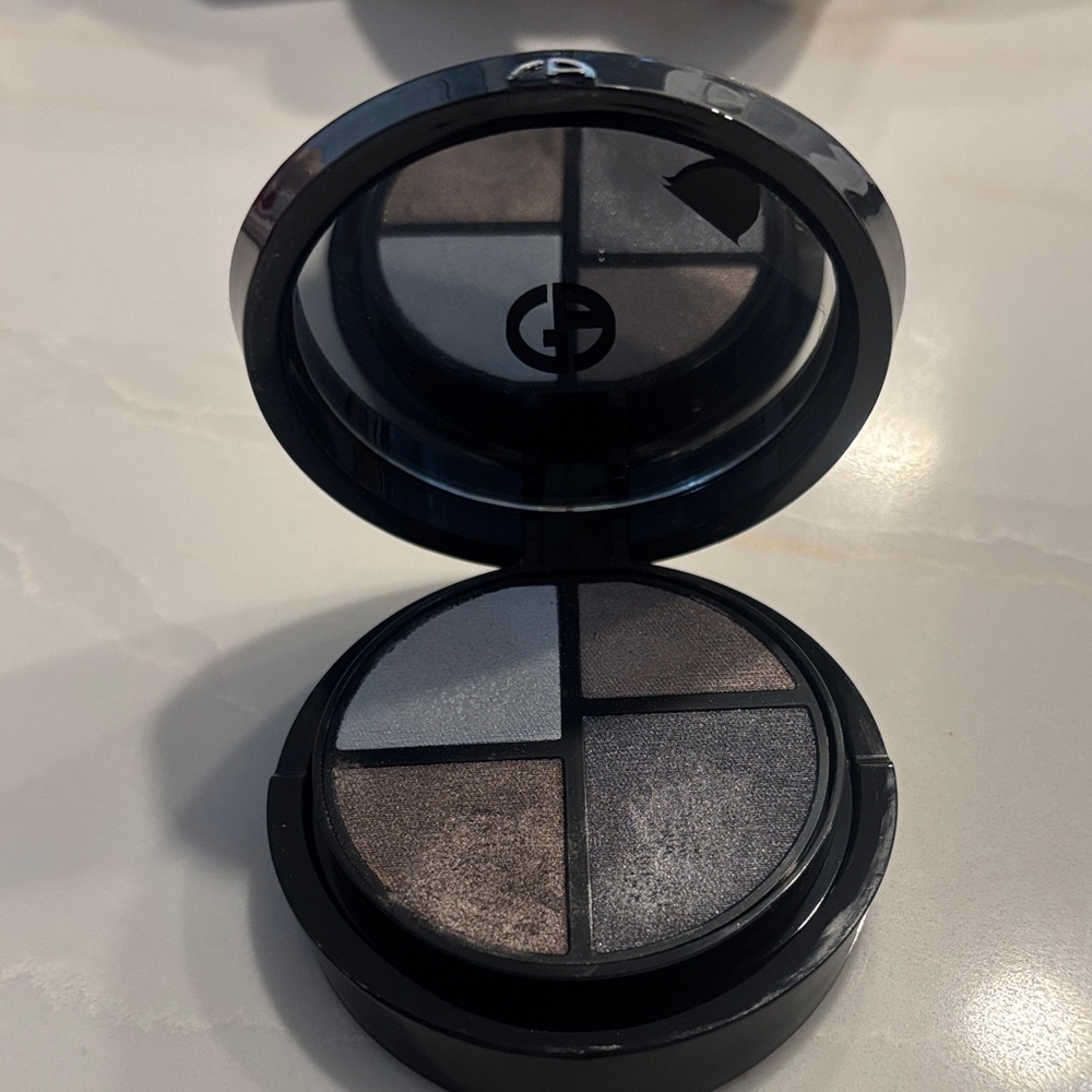 Giorgio Armani Eyeshadow Quad “Fame” - Silver, Taupe, Brown, Blue/Gray